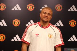 Legenda Manchester United sebut pelatih Patrick Kluivert sosok yang hebat