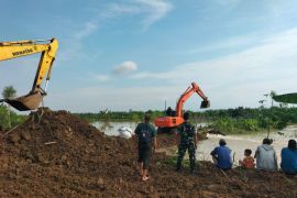 BPBD: Satu tanggul sungai jebol  di Demak berhasil ditutup