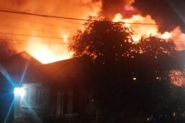 Ditaksir rugi Rp500 juta, empat rumah terbakar di Kasarangan HST