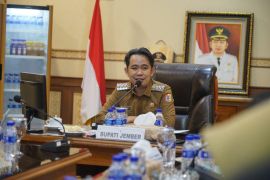 Survei: Warga Jember puas kinerja Gus Fawait-Djoko