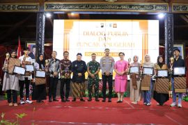"Demak in Frame 2025" beri penghargaan sejumlah tokoh perempuan inspiratif