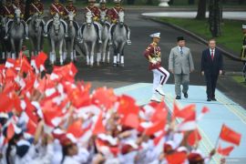 Politik kemarin, kunjungan PM China Li Qiang hingga Presiden Prabowo ke Malaysia