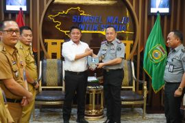 Percepat pembentukan Posbankum dan Koperasi Merah Putih, Kakanwil Kemenkum Sumsel audiensi dengan gubernur