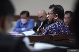 Zarof Ricar hingga ibunda Ronald Tannur hadapi sidang tuntutan