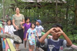 Mangrove pesisir dan Kepulauan Derawan serap emisi hingga 72 ribu ton