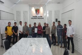 Polres Banjar mediasi pengancaman gunakan parang terhadap warga