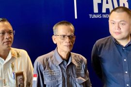 Disnaker Batam tegaskan perusahaan dilarang menahan ijazah karyawan