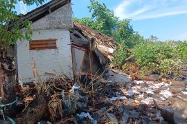 Rob di Jembrana akibatkan sejumlah rumah rusak berat