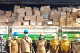 Cegah beredar di masyarakat, Dinkes Tangerang musnahkan obat kadaluarsa