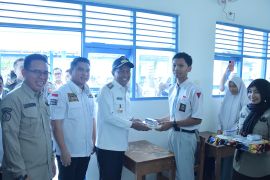 Bupati HSS: Program MBG pastikan anak makan sehat dan bergizi