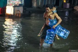 Dua RT Pluit Penjaringan terendam banjir rob pada Jumat pagi hari ini