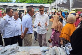 Bupati Belitung ajak beli dan konsumsi pangan lokal