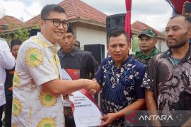 DPRD apresiasi Bupati Bogor percepat pembagian sertifikat huntap kepada warga