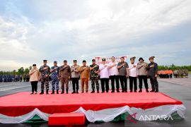 Usai Tanam 10.000 Pohon, Bupati Bengkalis Ikuti Apel Siaga Karhutla di Dumai