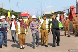 Pemkab Bekasi lakukan rehabilitasi untuk percantik Jembatan Layang Tegal Gede
