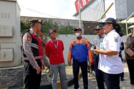 Sebabkan keresahan, Dishub Kota Surabaya tindak jukir liar toko modern