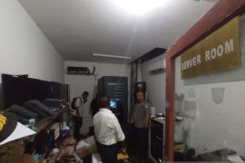 Bapenda Jayapura menggunakan alat elektronik awasi pembayaran pajak hotel