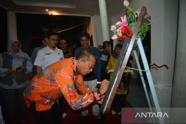 35 guru pamerkan karya seni rupa di Taman Budaya Sumatera Barat