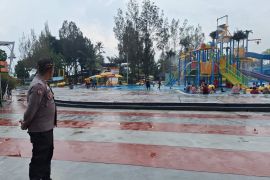 Polres Garut patroli pengamanan libur panjang di tempat wisata