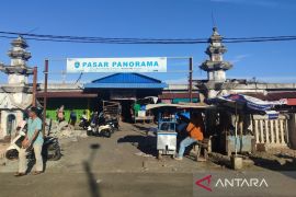 Pemkot Bengkulu terus tata kawasan Pasar Panorama guna kurangi macet