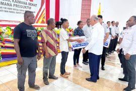 Program Kaimana Cerdas-Sehat-Produktif manifestasi pembangunan Pemkab