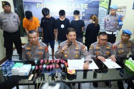 Polrestabes Makassar ungkap lima pelaku tindak pidana kekerasan anak