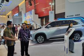 Kunjungi IIMS 2025, Sekda Surabaya soroti teknologi mobil ramah UMKM