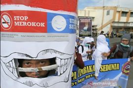 Kemenkes ingatkan bahaya rokok elektronik dengan berbagai rasa
