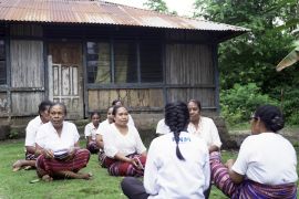 Ketua kelompok PNM Mekaar studi banding gratis ke UMKM Top