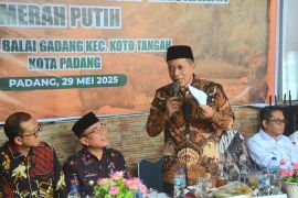 Maigus Nasir dampingi Wamenkop RI tinjau operasional Koperasi Merah Putih di Kelurahan Balai Gadang