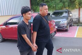 Seorang pria di Palembang dipukuli warga nyaris babak belur, rudapaksa anak di bawah umur