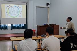 Dosen Unsoed jadi dosen tamu di Nong Lam University Vietnam