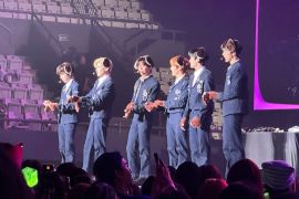 NCT WISH "Steady" ajak joget penggemarnya