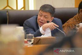 Wakil Ketua Komisi IV DPR RI, Alex Indra Lukman beri catatan untuk penanganan karhutla 2025