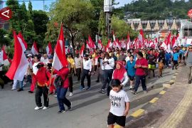 Ratusan warga Jayapura ramaikan gerak jalan peringati Hardiknas 2025