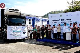 Mendag lepas ekspor 9,3 ton tuna asal Sumbar ke UEA senilai Rp1,87 M