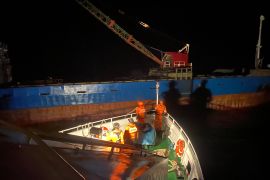 SAR evakuasi empat ABK KM Naga Sejahtera di perairan Banggai