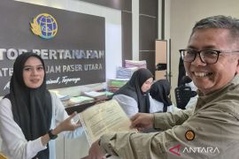 Bank Tanah-penerima manfaat  tanda tangani perjanjian reforma agraria