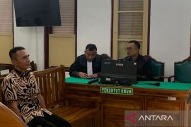 Jaksa dakwa mantan Kades Fadoro Bahili korupsi dana desa Rp425 juta