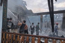 Satu villa di Bukit Lawang Bahorok Langkat musnah terbakar