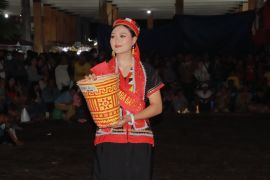 Pemkab Bengkayang dorong penguatan pemuda dalam melestarikan budaya