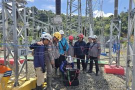 Proyek transmisi Tanjung Selor-Tideng Pale tahap pertama selesai