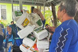 DLH Batola gelar aksi tukar sampah jadi sembako