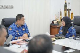 Wali Kota Makassar  : Kelanjutan proyek mangkrak harus diuji legalitas hukumnya