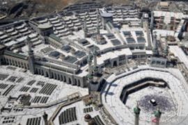 Makkah Perpendek Jarak Adzan dan Iqamah Selama Musim Haji