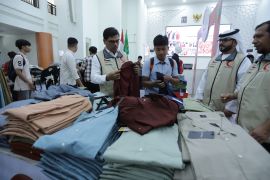UIN Ar-Raniry salurkan seribu paket baju lebaran dan 20 ekor sapi