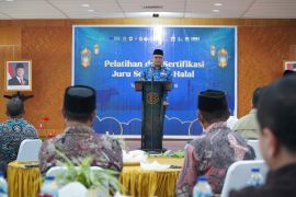 Pemprov Maluku-BI sertifikasi dan latih juru sembelih halal