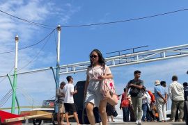 Belasan ribu wisatawan lokal dan mancanegara kunjungi Kepulauan Seribu saat libur panjang