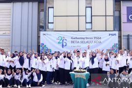 PNM Cabang Padang Kobarkan Semangat Pancasila dan "Beta Selalu Ada" di Momen HUT PNM ke-26
