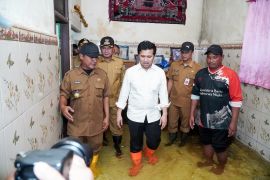 Pemprov Jatim beri bantuan meninggikan rumah warga terdampak banjir bengawan jero